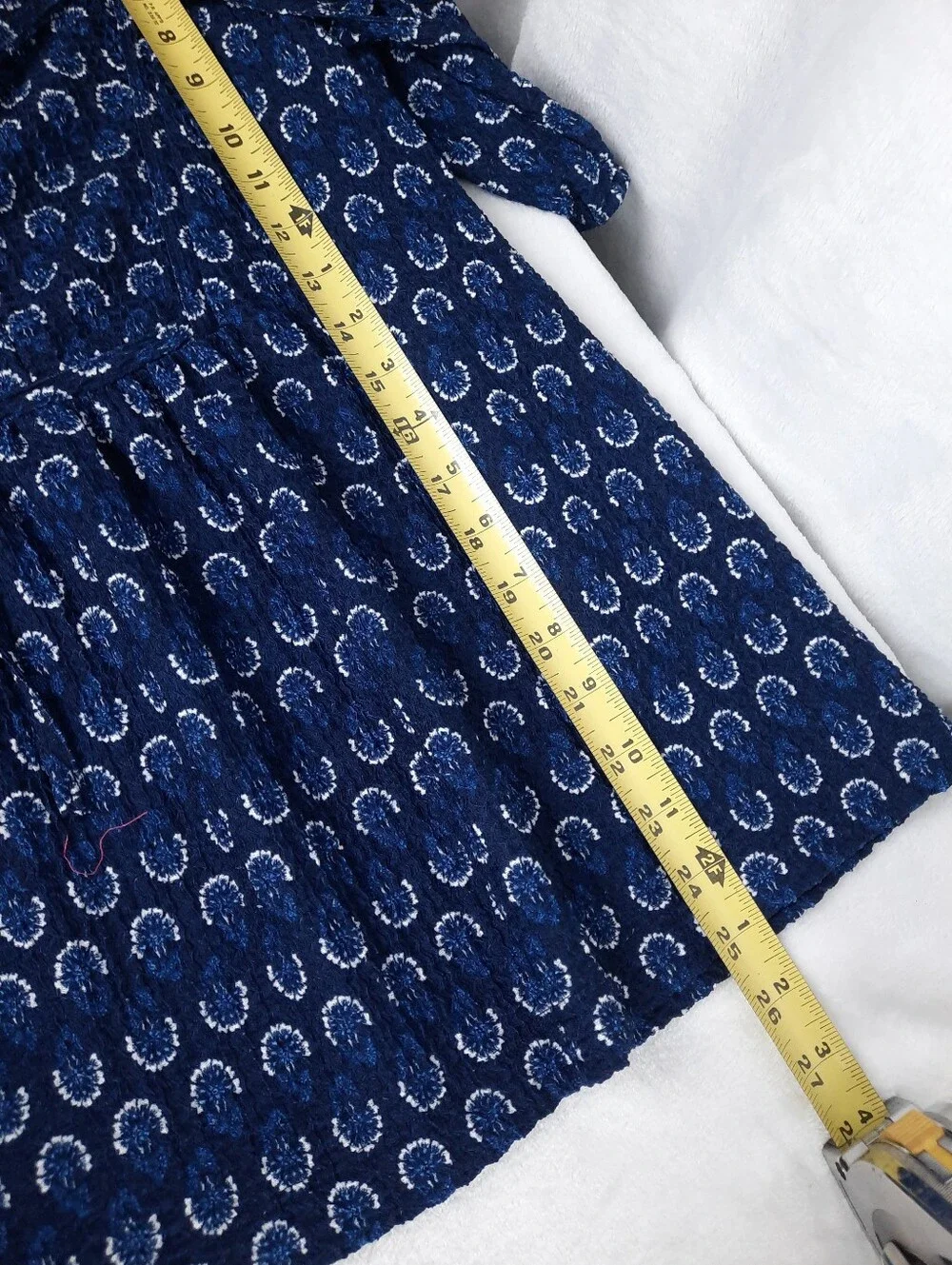 LOFT Navy Printed Short Sleeve Tie-Front Top Size